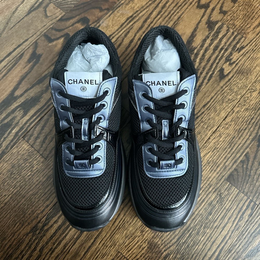 CHANEL SNEAKERS